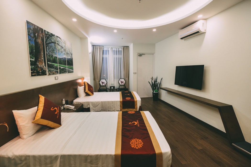 Suji Hotel 32/57