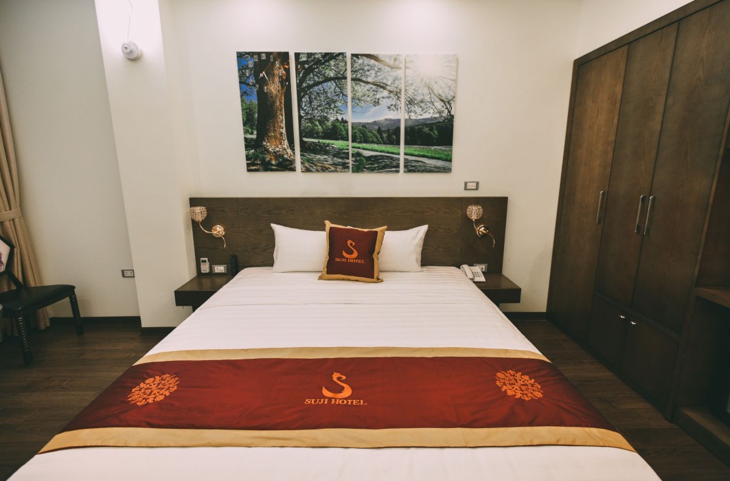 Suji Hotel 45/57