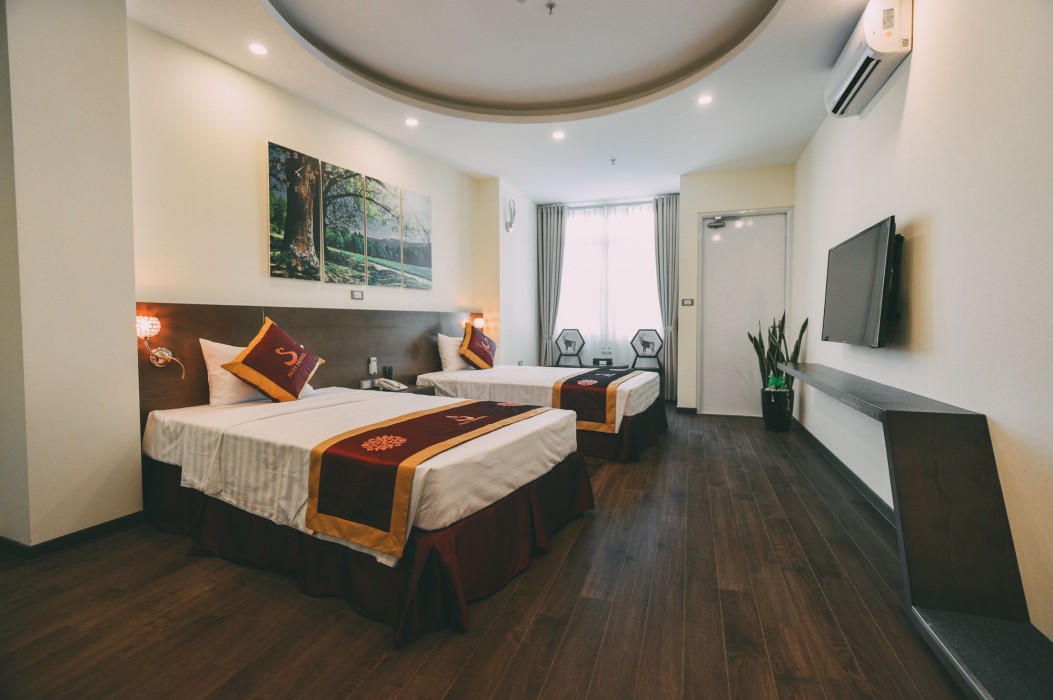 Suji Hotel 20/57