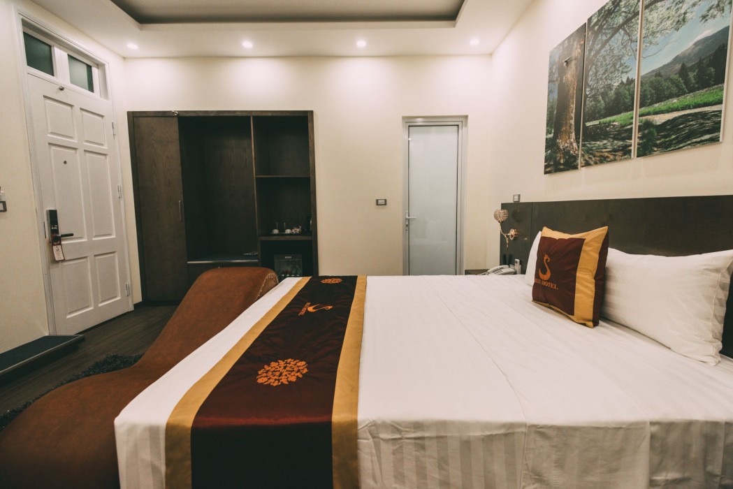 Suji Hotel 28/57