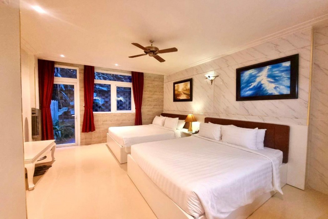 Tulip Hotel 3 14/81