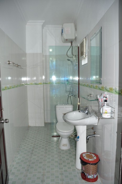 Tuan Ngoc Hotel 24/72