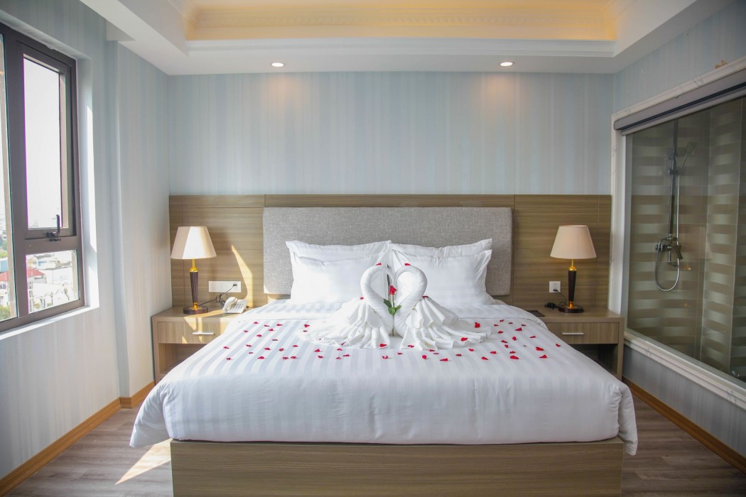 Royal Beach Hotel 18/67