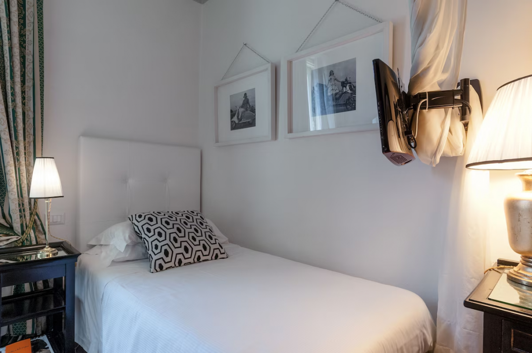 Cellai Hotel 12/60