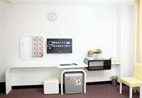 Luxury Hotel 43/75