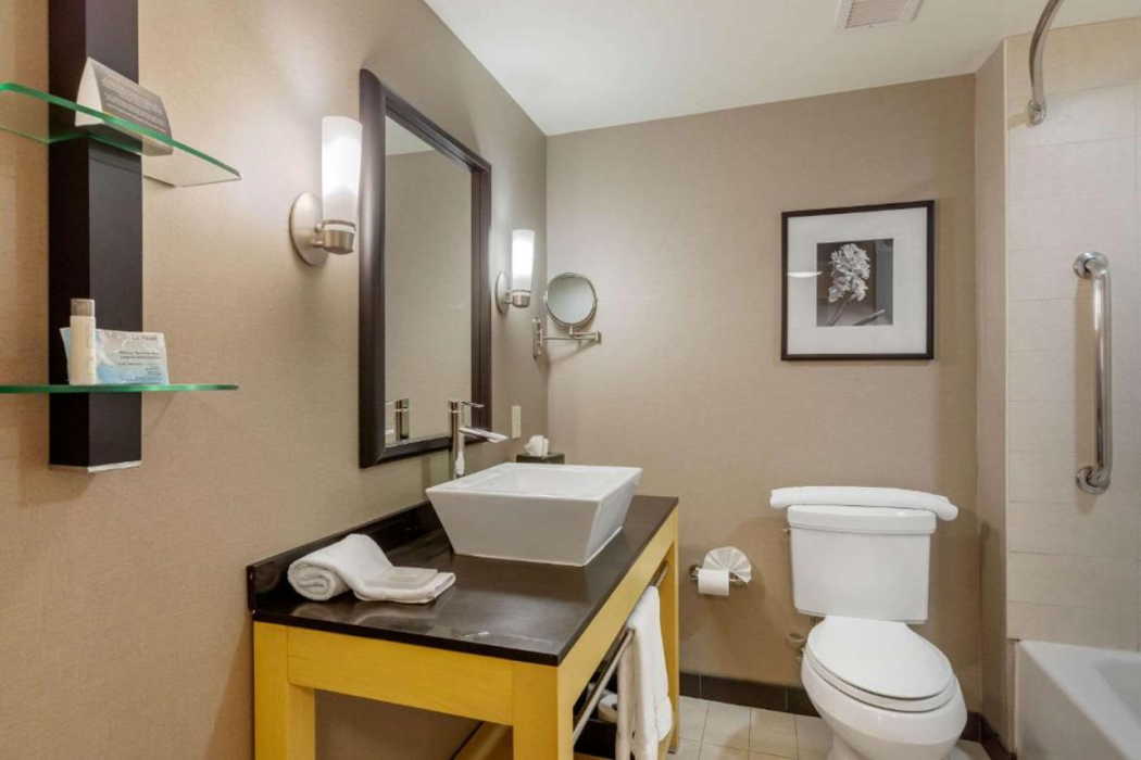 Cambria Hotel Ft Collins 13/26
