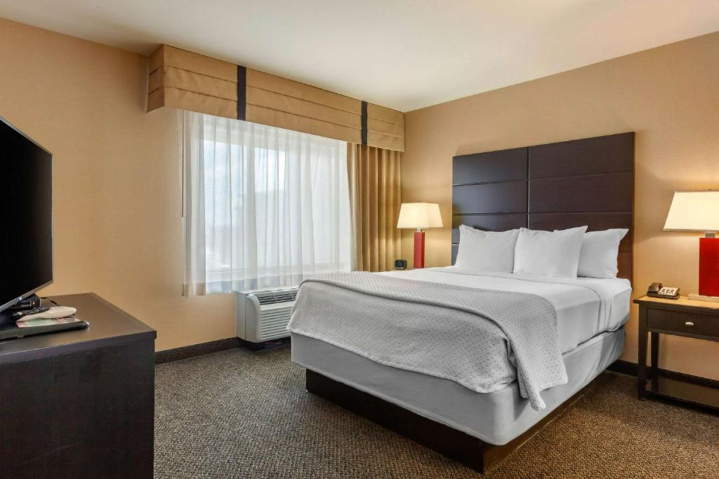 Cambria Hotel Ft Collins 11/26