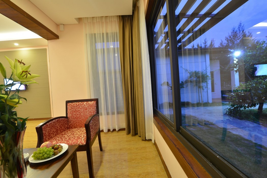 Bao Ninh Beach Resort 48/85