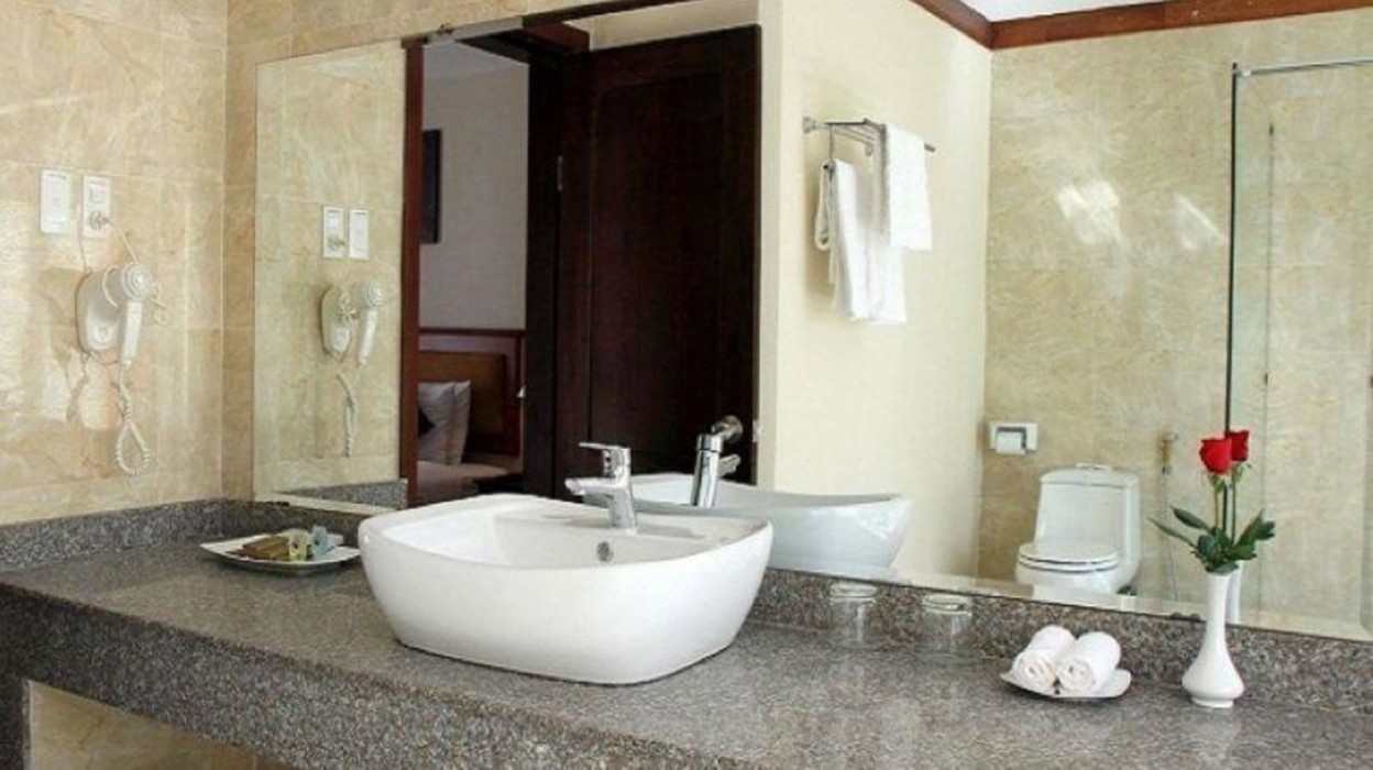 Bao Ninh Beach Resort 43/85