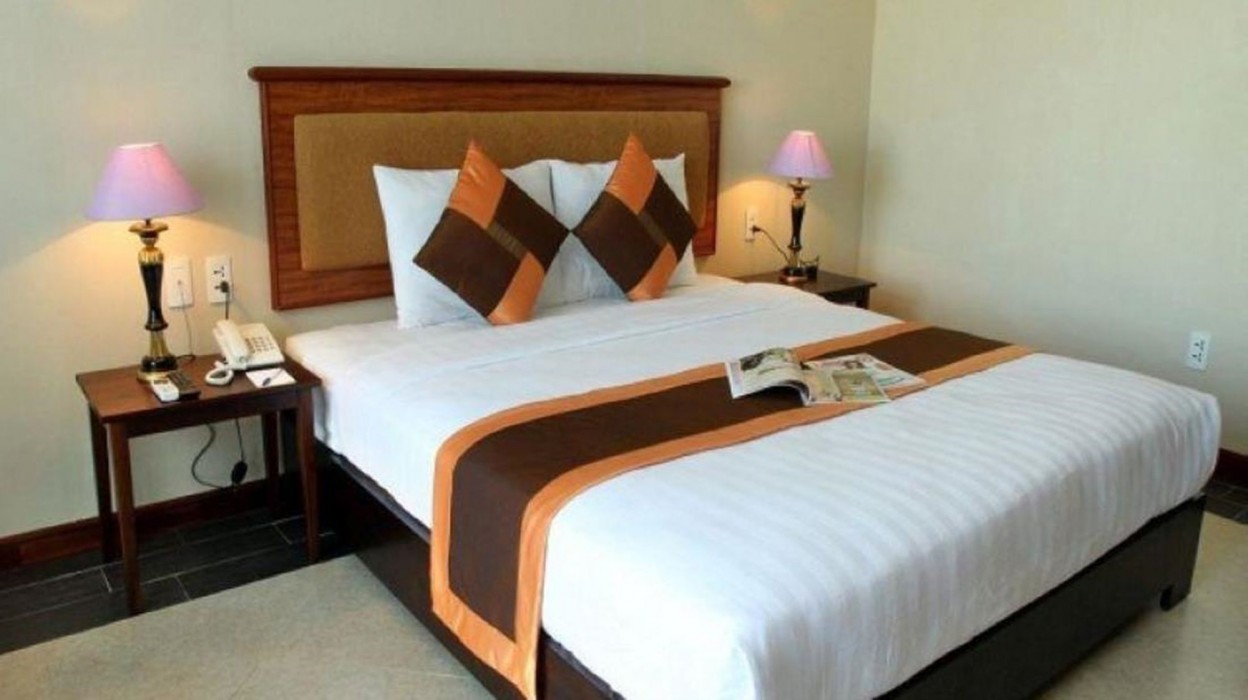 Bao Ninh Beach Resort 56/85