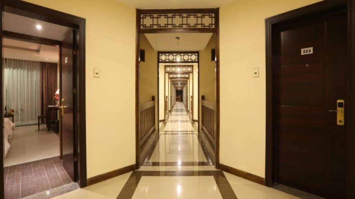 Bao Ninh Beach Resort 44/85