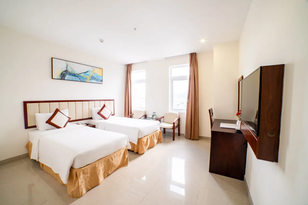 Lychee Hotel 6/40