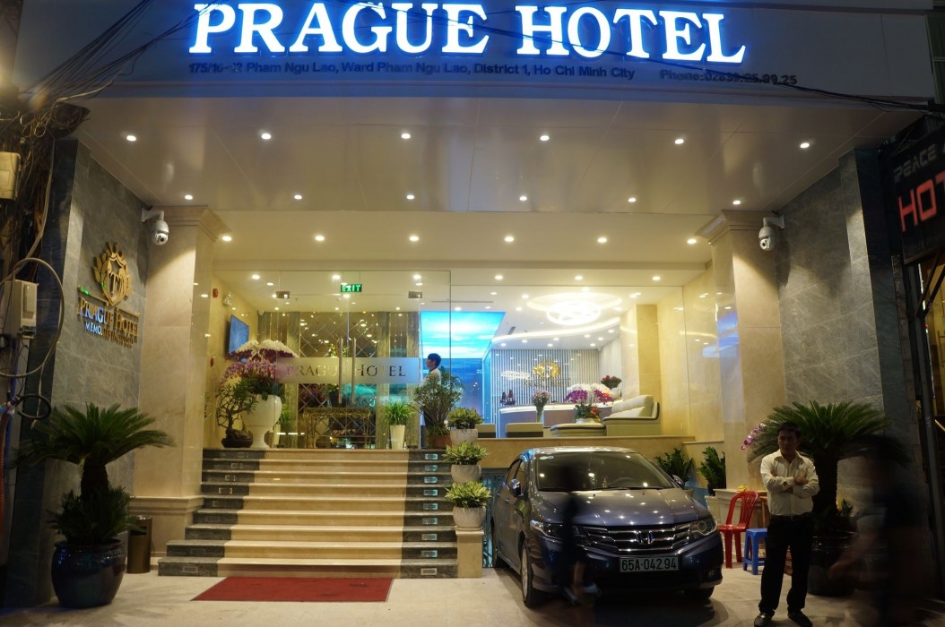 Prague Hotel 75/100