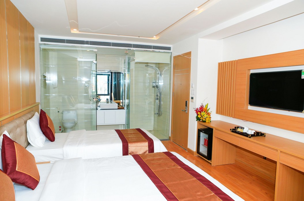 Prague Hotel 72/100