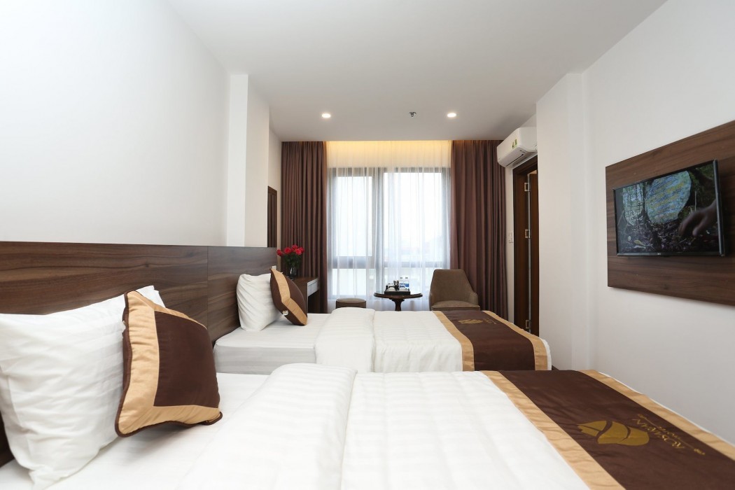 Rosarian Hotel 26/40