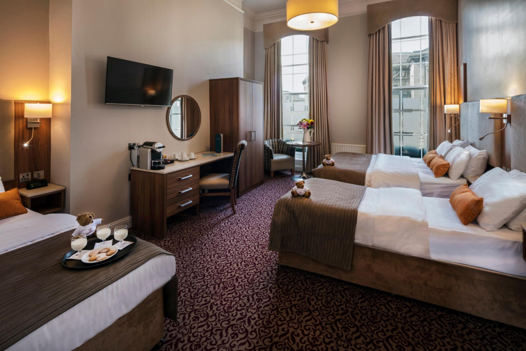 Cassidys Hotel 13/30