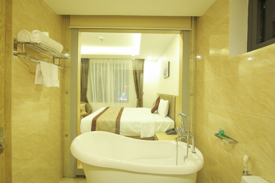 Lavencos Hotel Da Nang 23/86