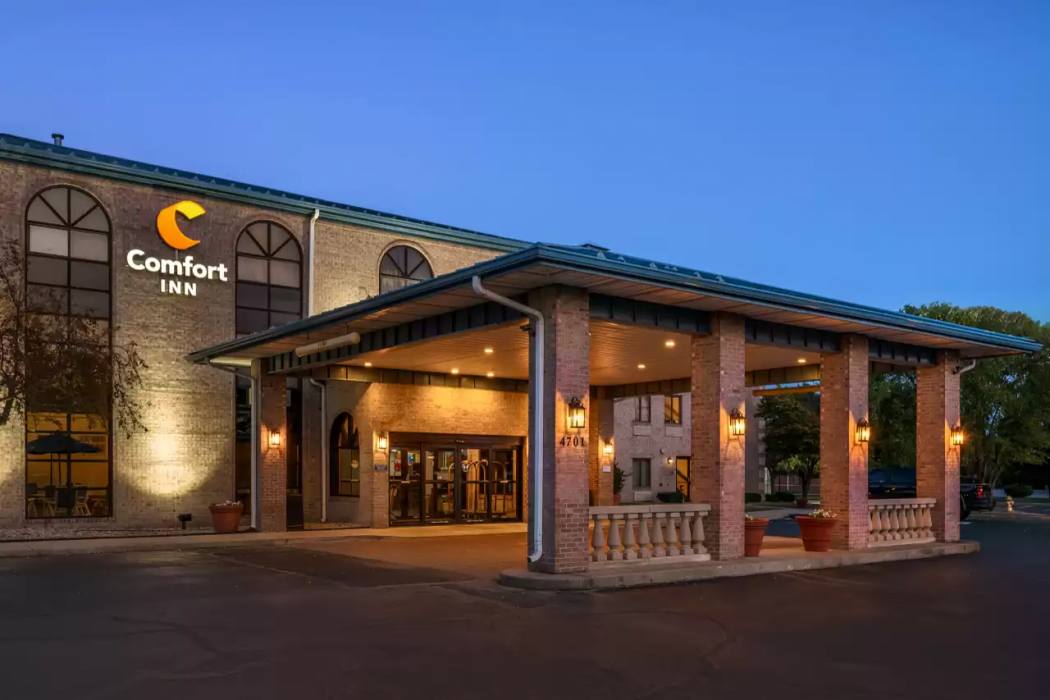 Comfort Inn Lafayette I-65 1/33
