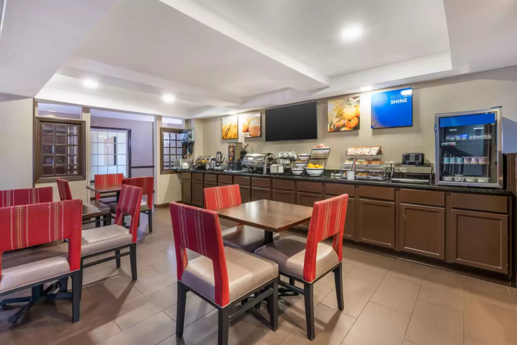 Comfort Inn Lafayette I-65 17/33