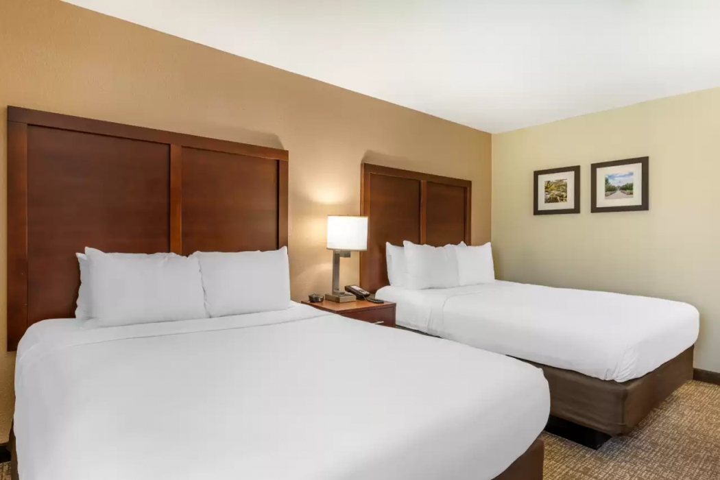 Comfort Inn Lafayette I-65 10/33