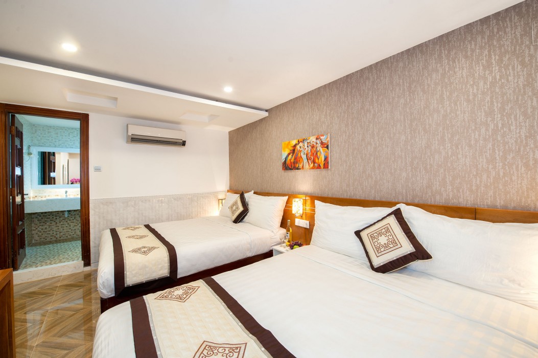 Brilliant Hotel 33/71