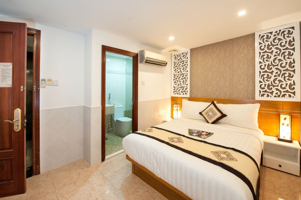 Brilliant Hotel 51/71