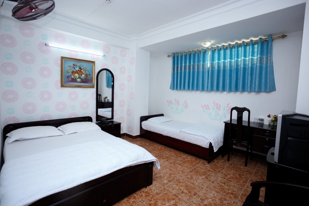 Thanh Lan Hotel 82/98