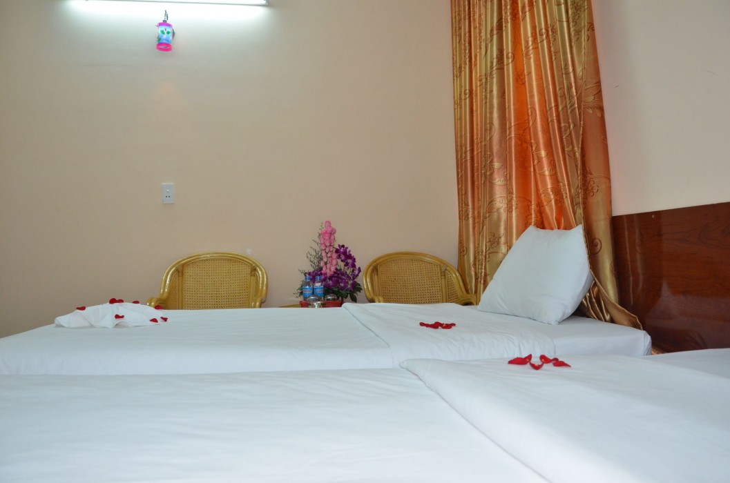 Ngoc Han Hotel 41/67