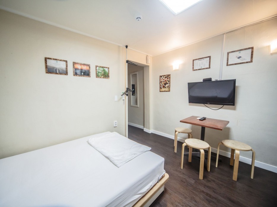 Itaewon Inn 20/90