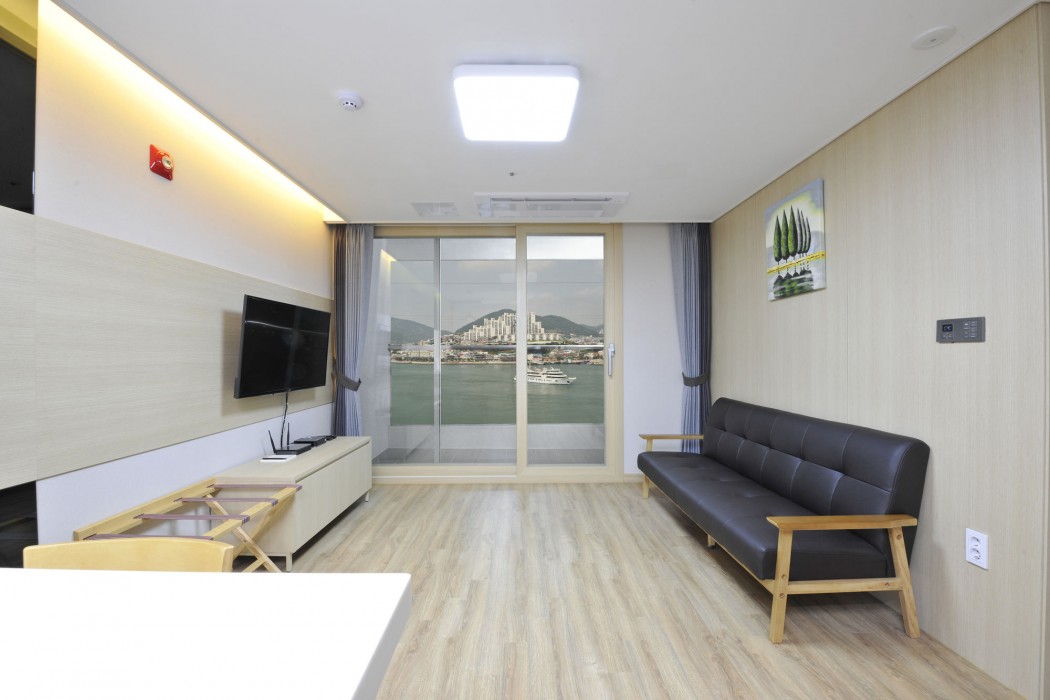 The Hotel Soo 53/100