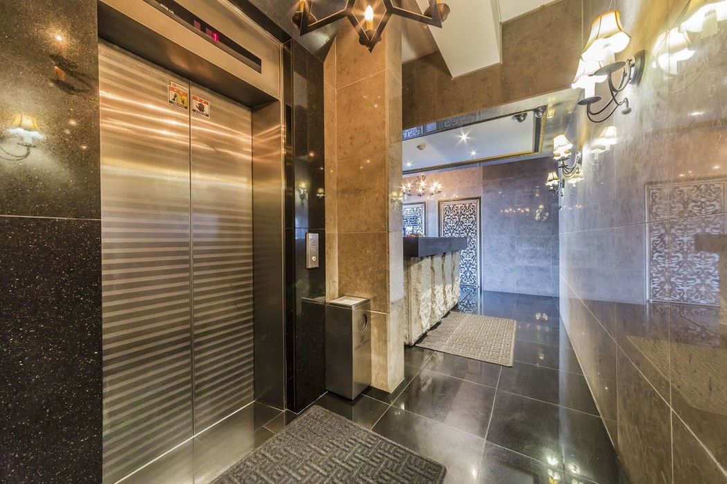 Demian Hotel 8/10