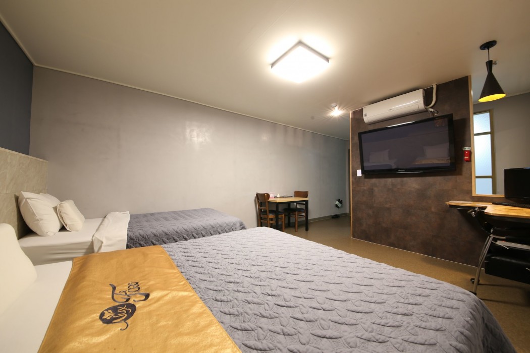 Mariposa Hotel Songtan 24/48