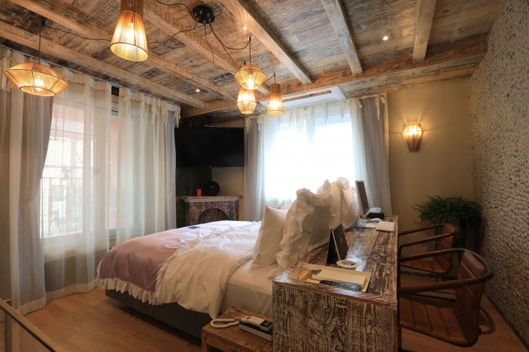 SongJeong Lesign Hotel 35/40