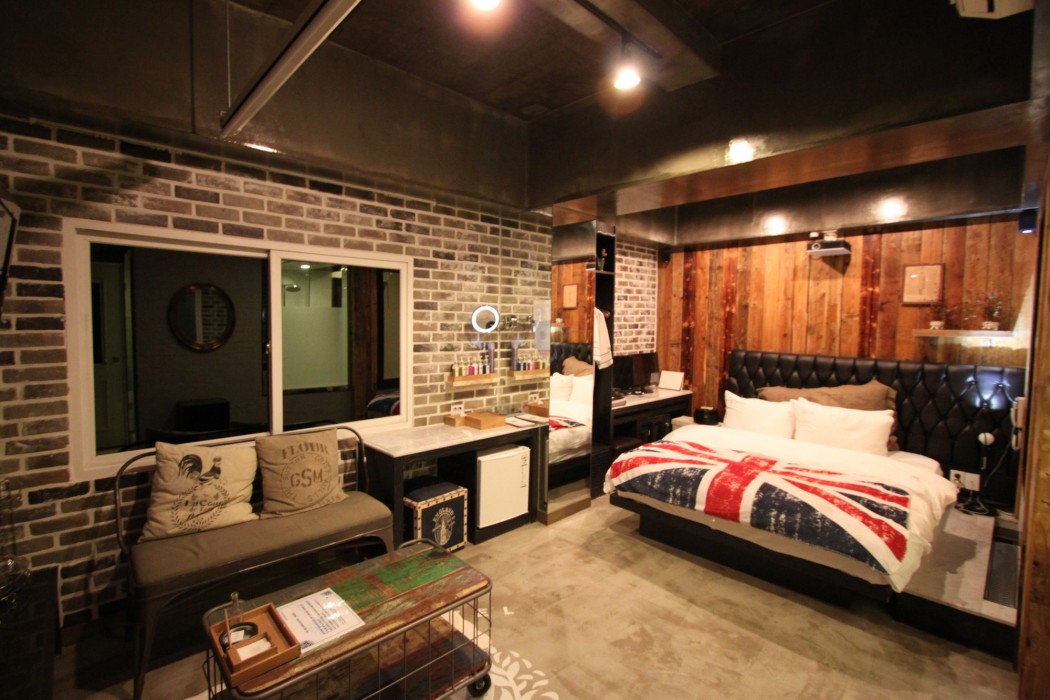 Hotel February Suseong 38/87