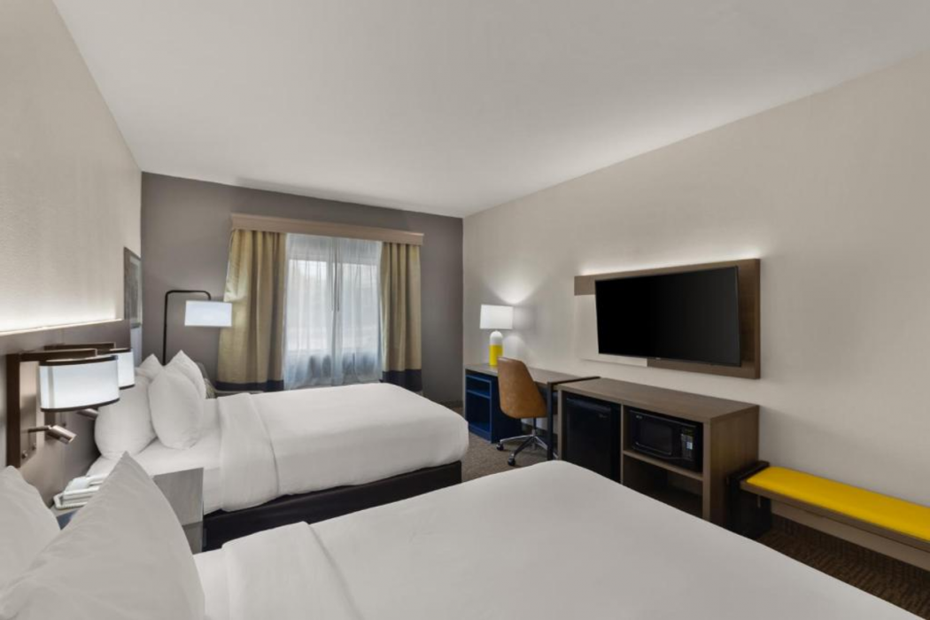 Comfort Inn & Suites Austin North Loop 10/46