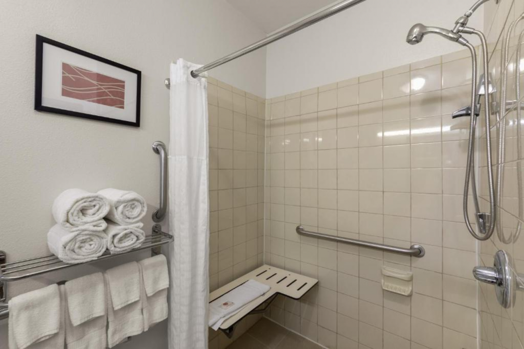 Comfort Inn & Suites Austin North Loop 15/46