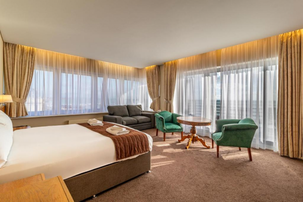 The Cavendish Hotel 8/60