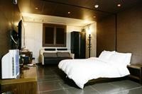 Alice Hotel 25/43