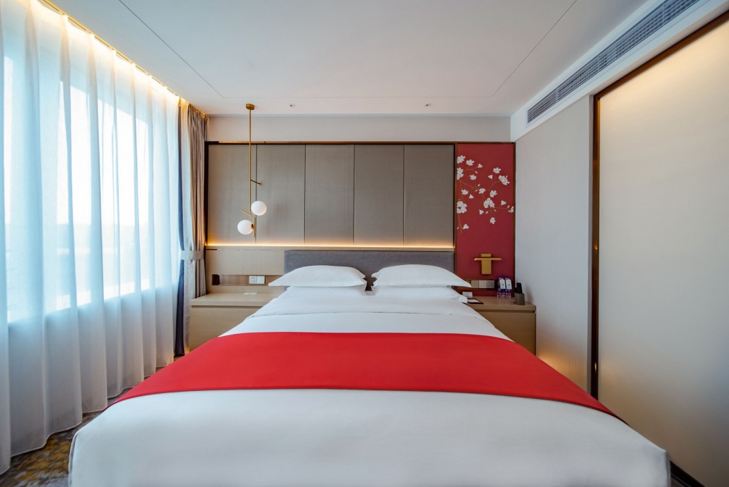 Howard Johnson by Wyndham Paragon Hotel Beijing 20/40