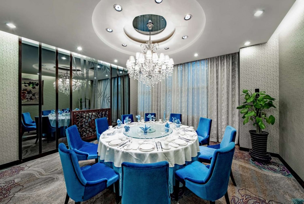 Howard Johnson by Wyndham Paragon Hotel Beijing 32/40