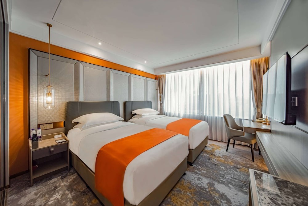 Howard Johnson by Wyndham Paragon Hotel Beijing 18/40