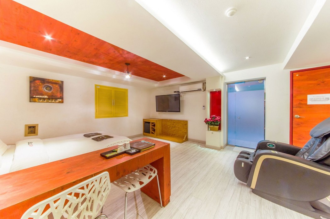 Hotel Tomgi 68/99