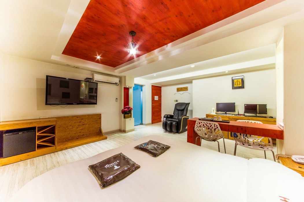 Hotel Tomgi 32/99