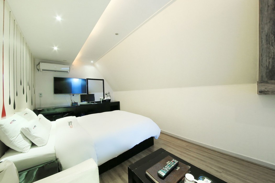 Hotel Tomgi 50/99