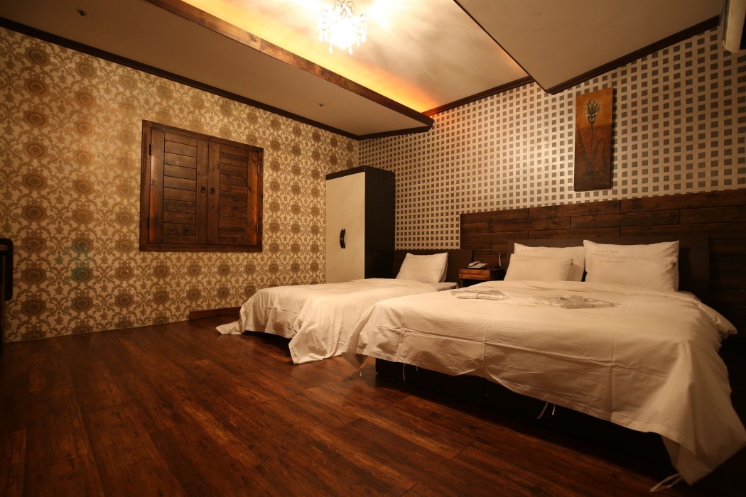 Mowon Hotel 24/71