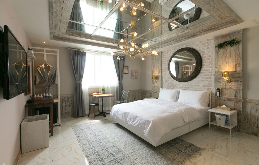 Italian Summer Boutique Hotel 51/74