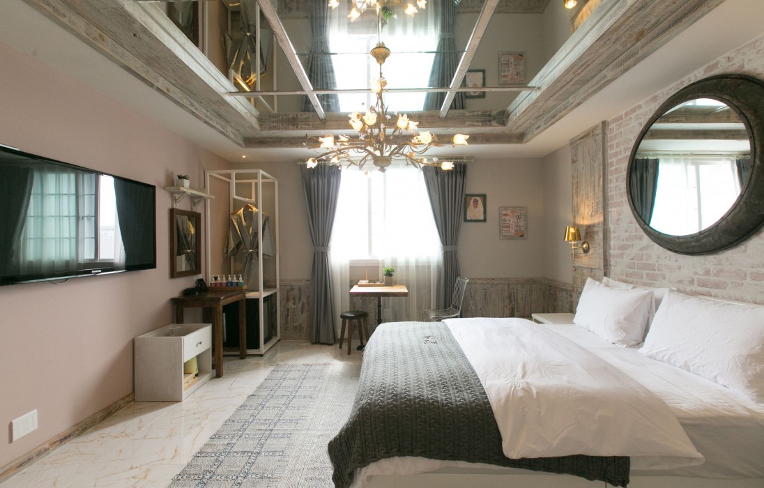 Italian Summer Boutique Hotel 44/74