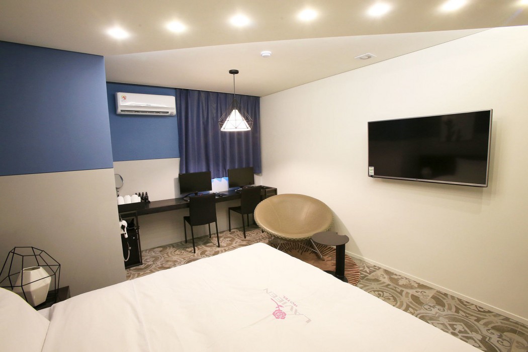 Hotel Lavieen 57/100