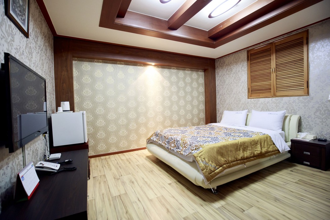 Galleria Hotel 30/56