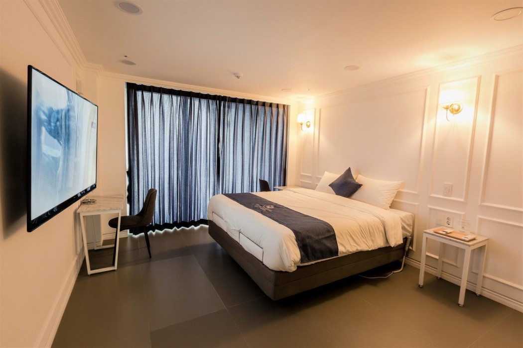 Gladsheim Hotel 30/99